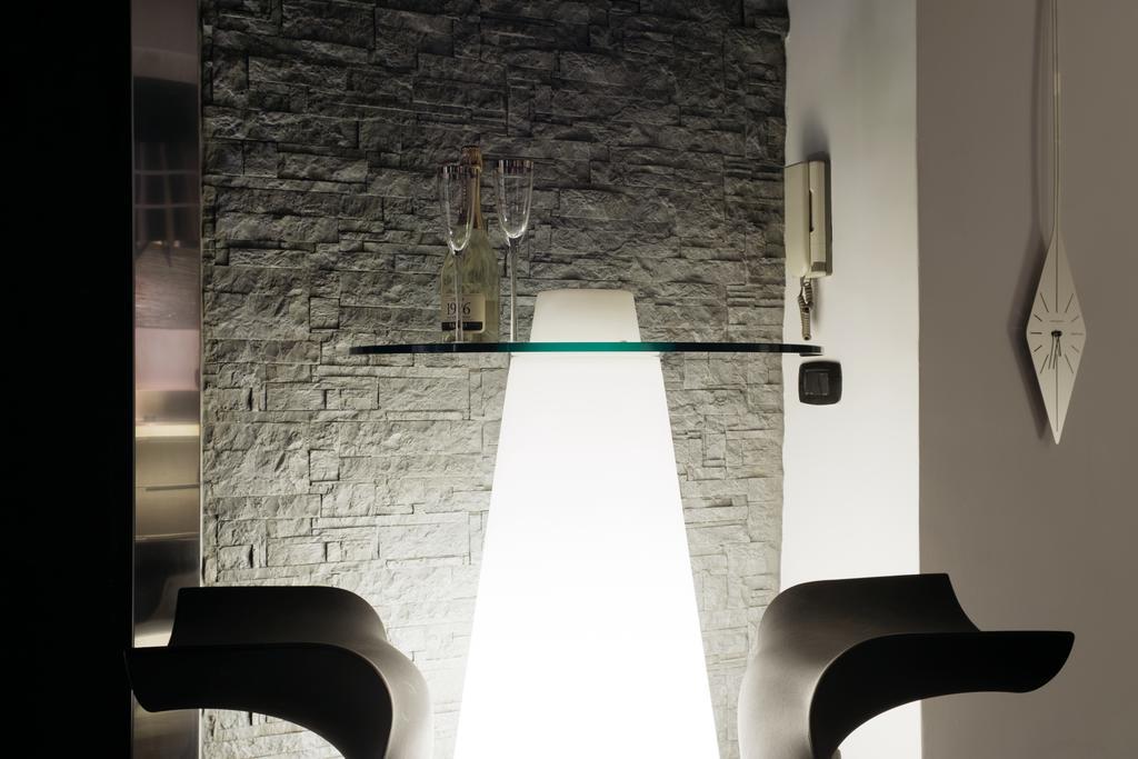 Art Inn Centro Napoli Eksteriør bilde